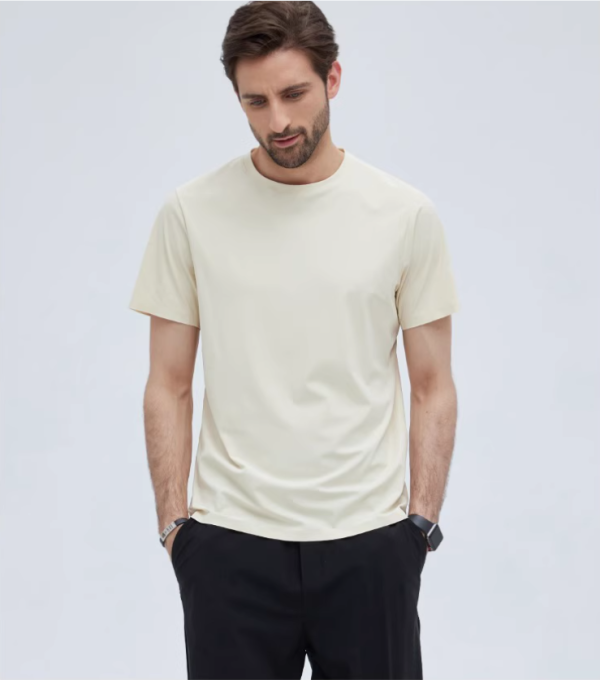 Airy Moisture-Wicking Blend Seamless Tshirt 4-Way Stretch Perfect for Hiking and Lazy Weekends