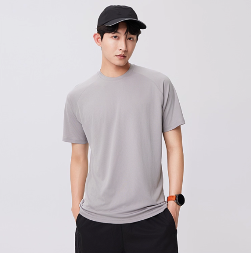 Performance Men's Sweat-Wicking Gym Shirts Breathable Quick-Dry Workout tee for Running and Cross Training