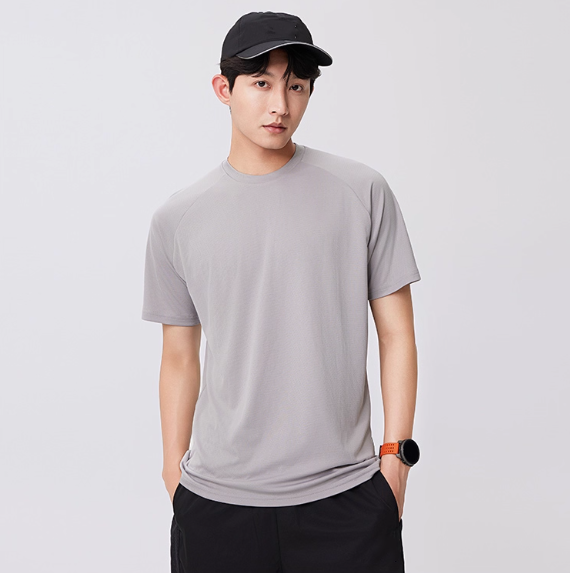 Performance Men's Sweat-Wicking Gym Shirts Breathable Quick-Dry Workout tee for Running and Cross Training