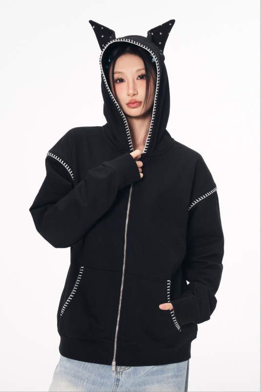 Premium Custom Hoodie Factory Unique Designs High-Quality Fabrics Bespoke Sizing for Brands and Individuals