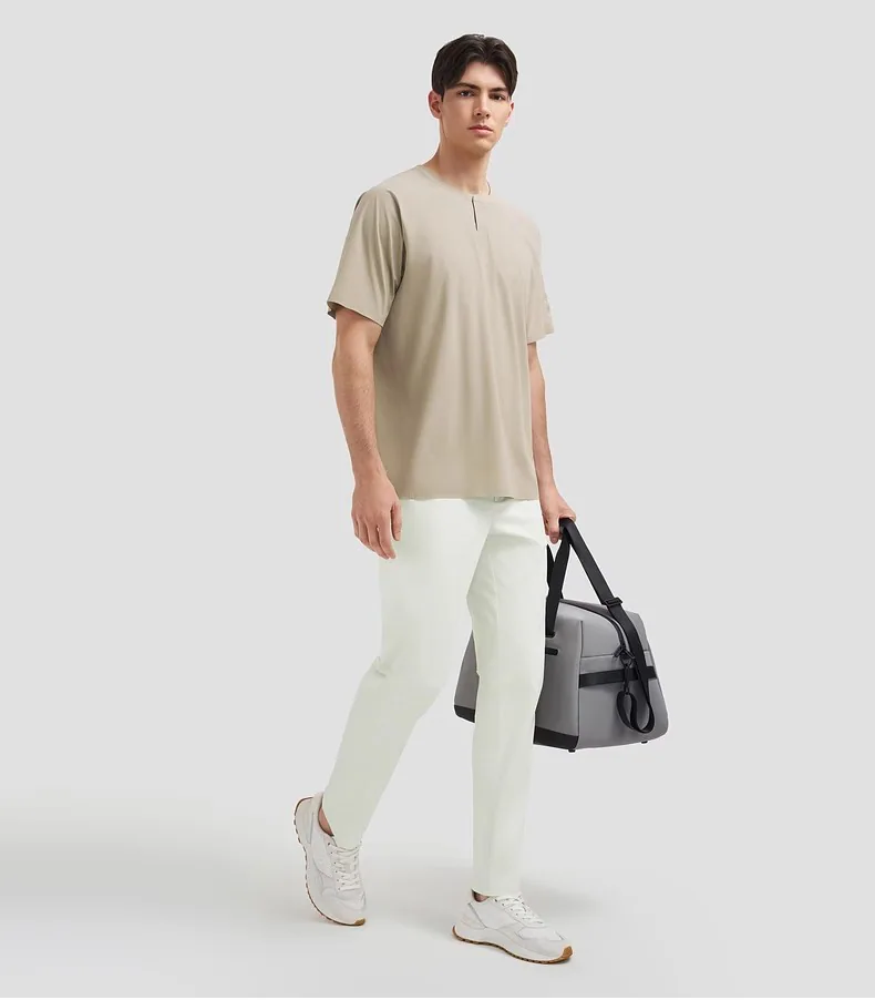 Elevated Urban Commute Performance T-shirt à manches courtes pour hommes
