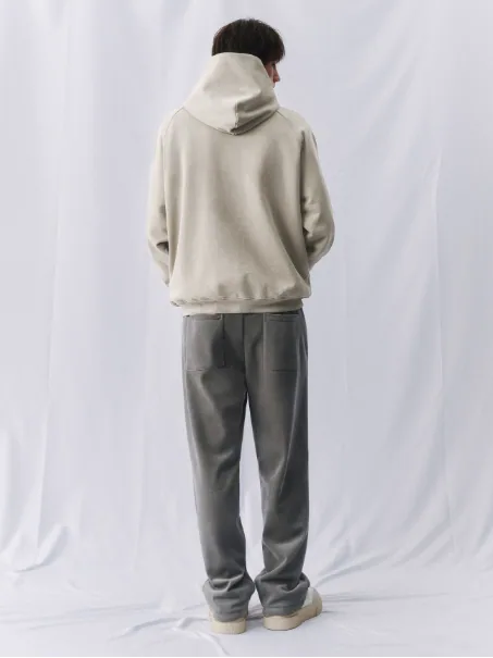 Fabbrica di felpe personalizzate, da stampe vuote a stampe in grassetto. Vestibilità personalizzata (oversize/slim) per squadre e individui