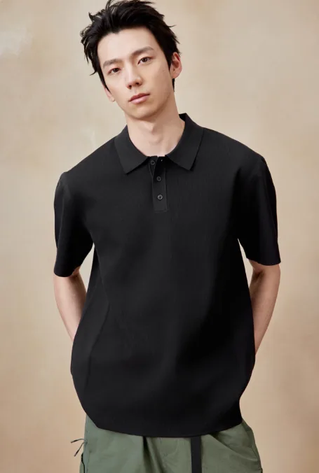 Polos performants sans coutures, ultra doux, séchage rapide, extensible dans 4 directions, idéal pour les sports de gym et un usage quotidien.