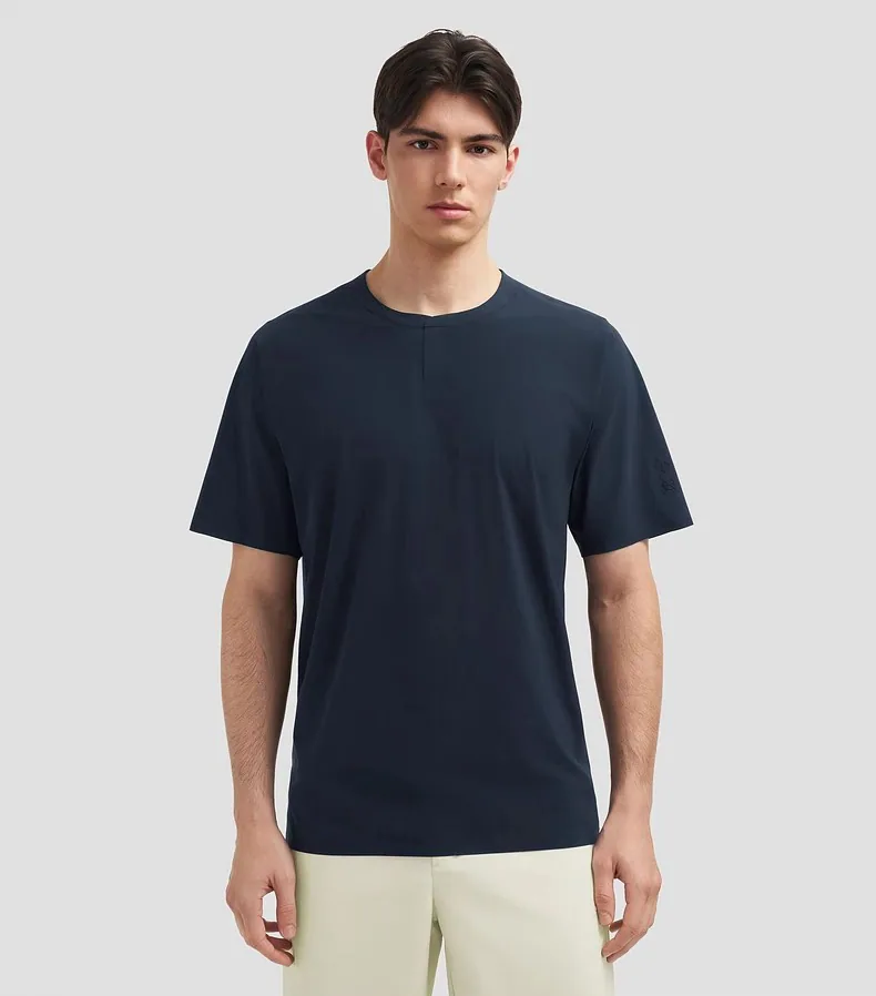 Elevated Urban Commute Performance T-shirt à manches courtes pour hommes